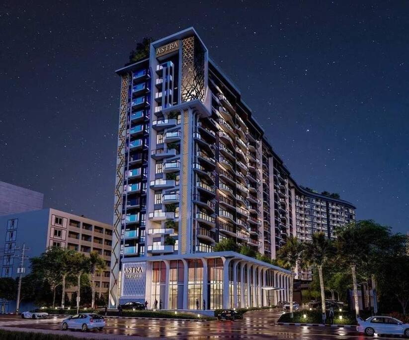 Modern Style With Sky Pool 古城边天际泳池公寓 Apartment *